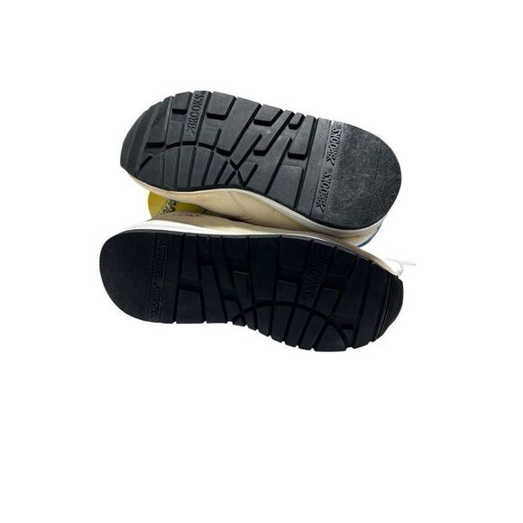 Brooks HydroFlow NET Old Stock Size 5 - Picture 3 of 9